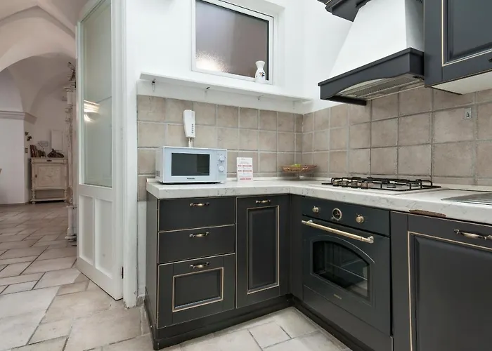 Antoglietta 19 & - Selection * レッチェ