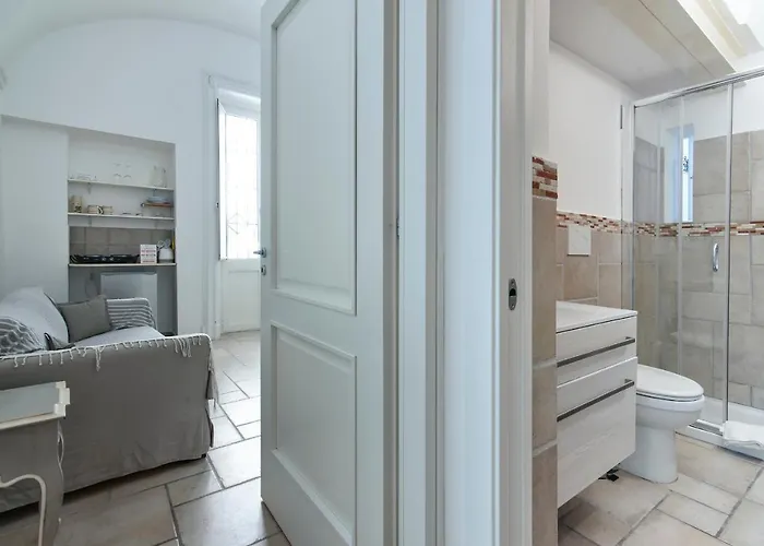 Antoglietta 19 & - Selection * レッチェ